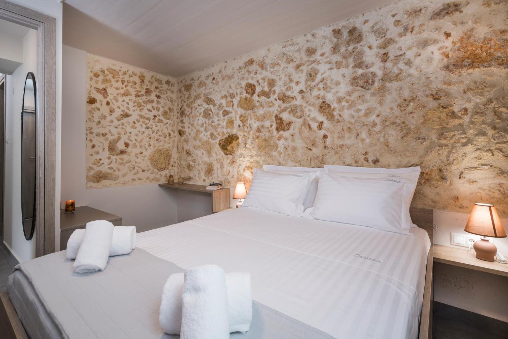 Camara Residence Chania  Bagian luar foto